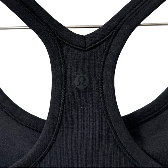 Lululemon Ebb To Street Sports Bra in Black Woman’s 6 - Picture 3 of 4